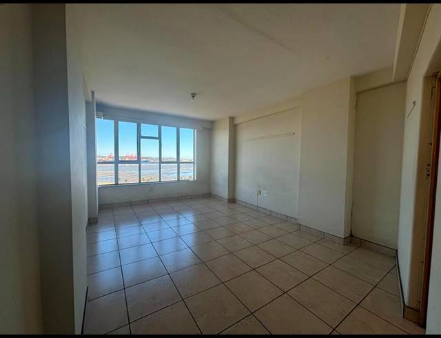 2 BEDROOM APARTMENT FOR SALE IN ESPLANADE